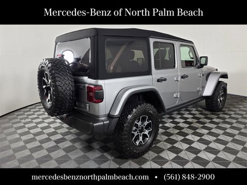 Used 2021 Jeep Wrangler Unlimited Rubicon image 6