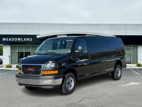 New 2026 GMC Savana 3500 Extended RWD image 1