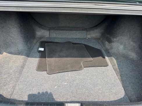 Used 2018 Honda Accord LX image 11