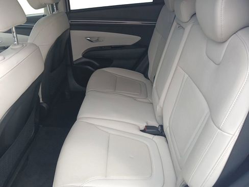 Used 2023 Hyundai Tucson Limited FWD image 12