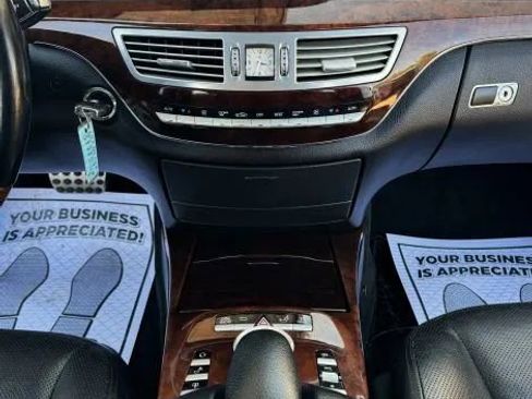 Used 2012 Mercedes-Benz S 550 w/ Sport Pkg Plus One image 27