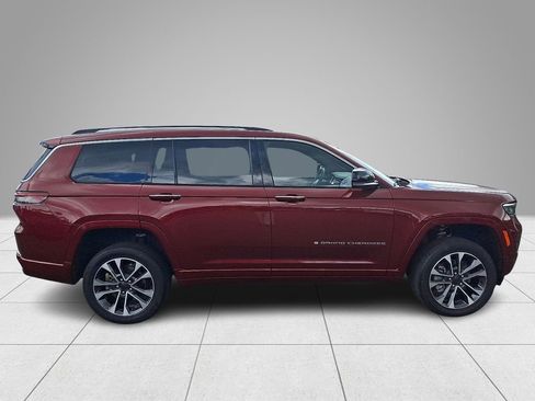 Used 2023 Jeep Grand Cherokee L Overland AWD/4WD image 8