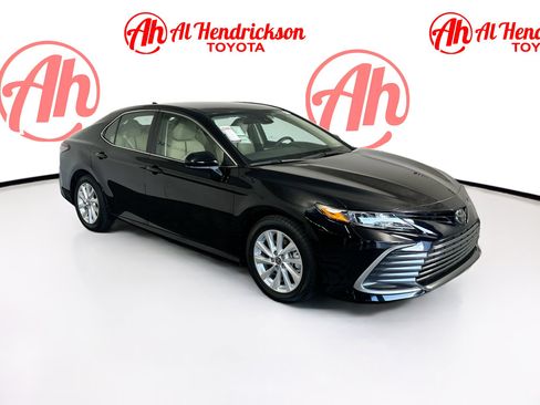 Used 2024 Toyota Camry LE image 1
