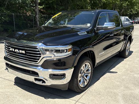 Used 2022 RAM 1500 Limited AWD/4WD image 3