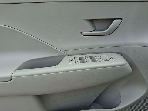 New 2025 Hyundai Kona SEL image 16