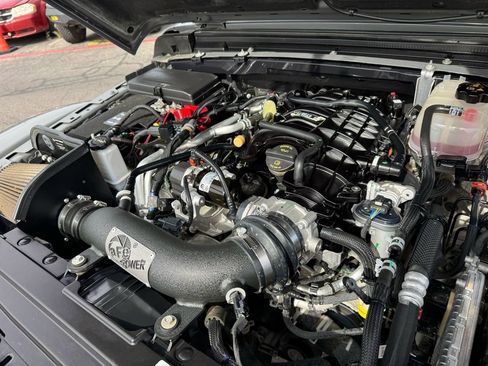 Used 2023 Jeep Wrangler Unlimited Rubicon w/ Steel Bumper Group AWD/4WD image 24