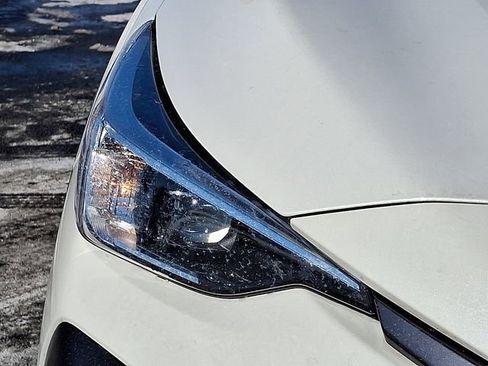 Certified 2024 Subaru Crosstrek 2.0i Premium w/ Crosstrek Mirror Package image 9