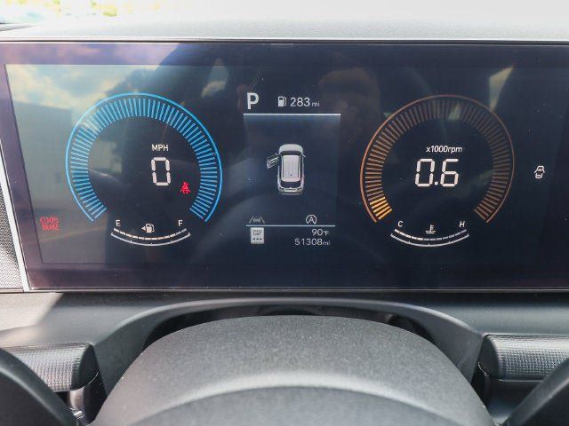 Used 2025 Hyundai Tucson SEL FWD image 18