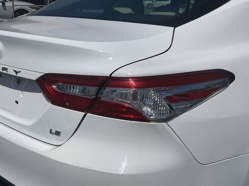 Used 2018 Toyota Camry LE w/ Convenience Package image 13