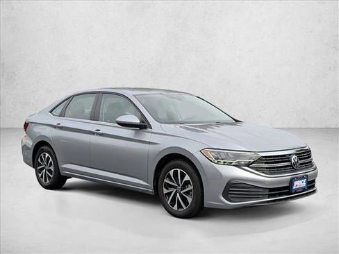 Used 2024 Volkswagen Jetta S FWD image 3