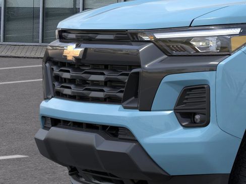 New 2025 Chevrolet Colorado LT w/ LT Convenience Package image 37