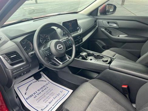 Certified 2024 Nissan Rogue SV AWD/4WD image 18