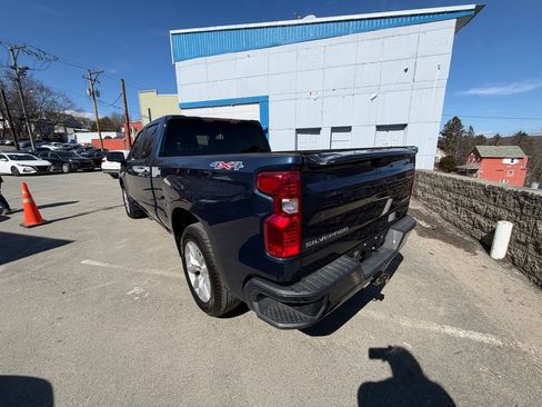 Used 2023 Chevrolet Silverado 1500 Custom image 12