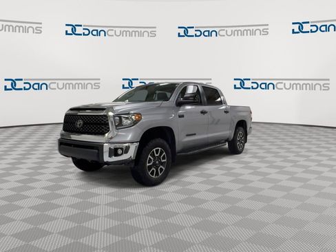 Used 2021 Toyota Tundra SR5 AWD/4WD image 4