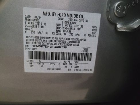 Used 2024 Ford Explorer XLT w/ Equipment Group 202A RWD image 33