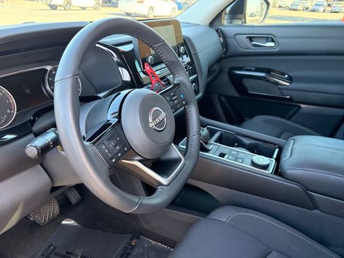 Certified 2022 Nissan Pathfinder SV AWD/4WD image 17