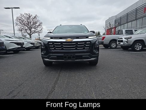 Used 2025 Chevrolet Equinox LT w/ Convenience Package II AWD/4WD image 16