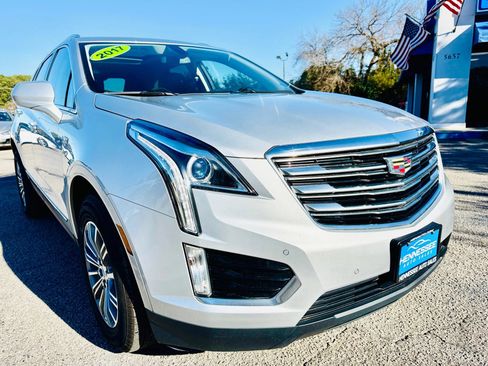 Used 2017 Cadillac XT5 Luxury image 12