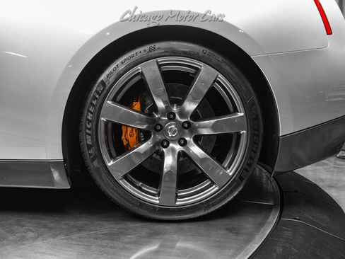 Used 2009 Nissan GT-R Premium AWD/4WD image 43