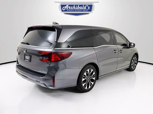 Used 2025 Honda Odyssey Elite image 7