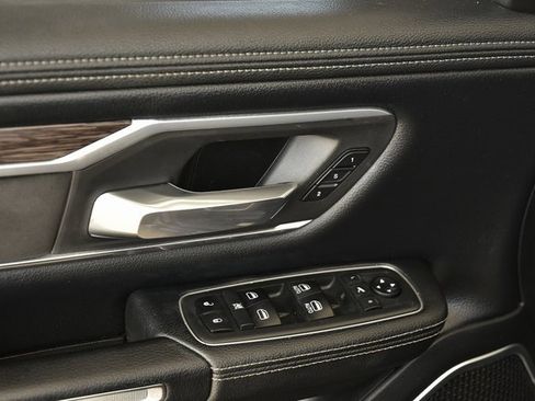 Used 2020 RAM 1500 Laramie image 18