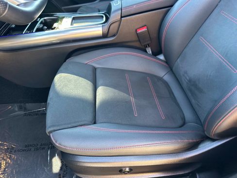 Certified 2025 Mercedes-Benz GLA 250 image 21