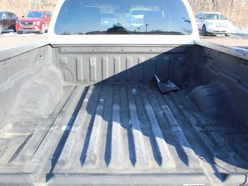 Used 2024 Nissan Frontier S w/ S Utility Package image 5