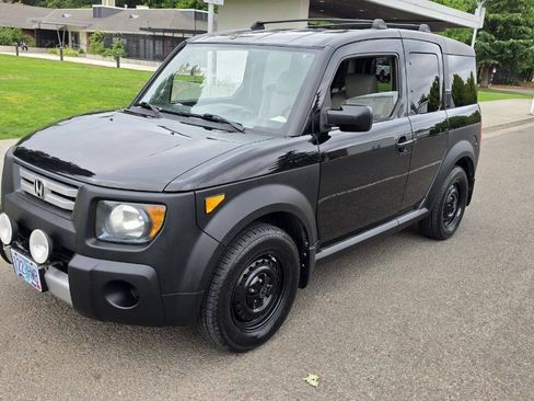 Used 2007 Honda Element LX image 1