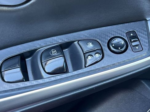 Certified 2024 Nissan Sentra SR FWD image 14