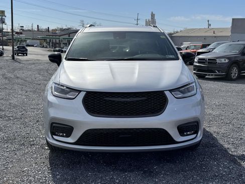 New 2026 Chrysler Pacifica Select w/ S Appearance Package AWD/4WD image 24