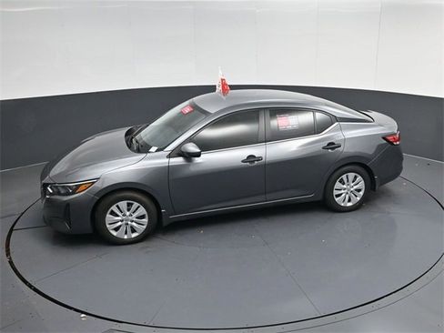 Used 2025 Nissan Sentra S image 41