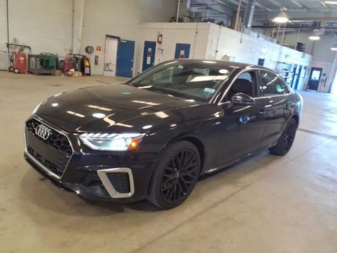 Used 2020 Audi A4 2.0T Premium Plus w/ Premium Plus Package AWD/4WD image 2