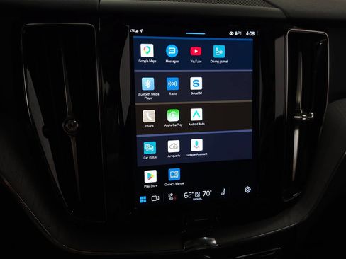 Certified 2025 Volvo XC60 B5 Plus AWD/4WD image 29