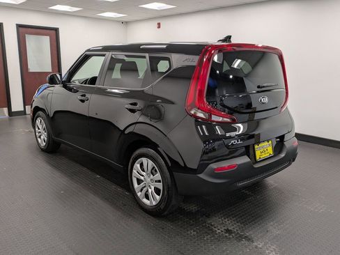 Used 2020 Kia Soul LX image 6