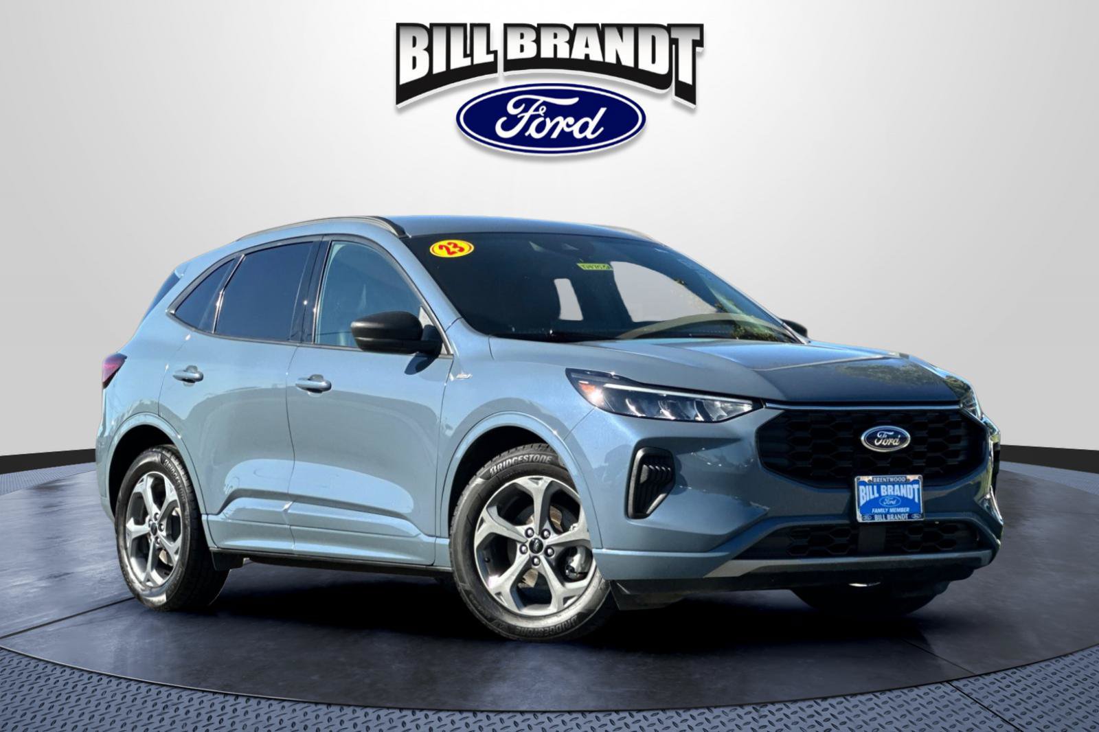 Used 2023 Ford Escape ST-Line w/ Tech Pack #1 FWD image 1