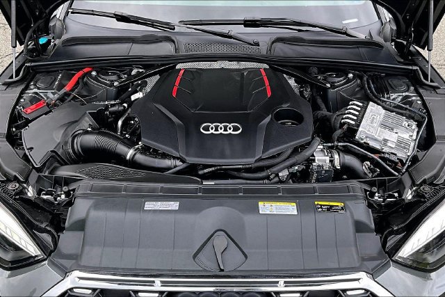 Used 2024 Audi S5 Premium Plus w/ Premium Plus Package AWD/4WD image 25