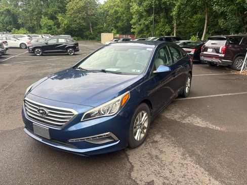 Used 2015 Hyundai Sonata SE FWD image 1