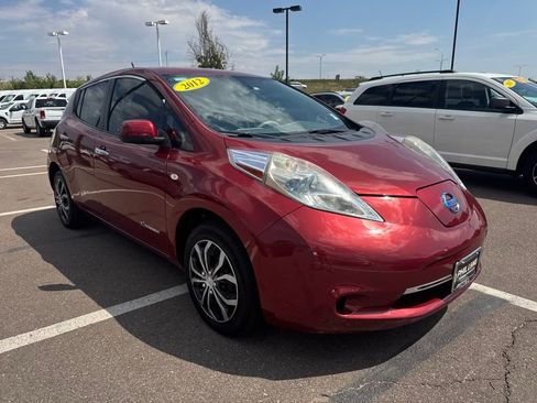 Used 2012 Nissan Leaf SV image 7