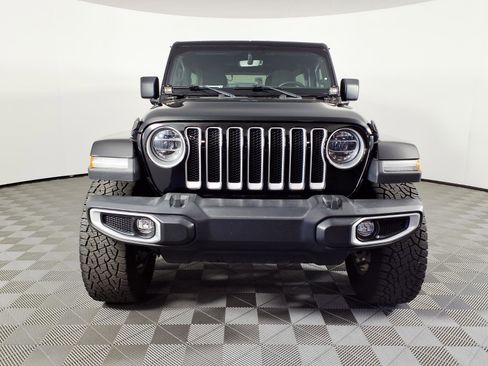 Used 2022 Jeep Wrangler Unlimited Sahara w/ LED Lighting Group AWD/4WD image 2