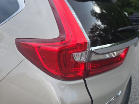 Used 2019 Honda CR-V Touring image 36