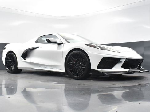 Used 2021 Chevrolet Corvette 2LT image 50