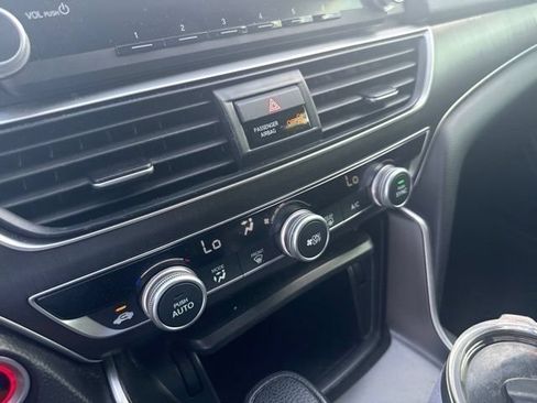 Used 2019 Honda Accord LX image 44