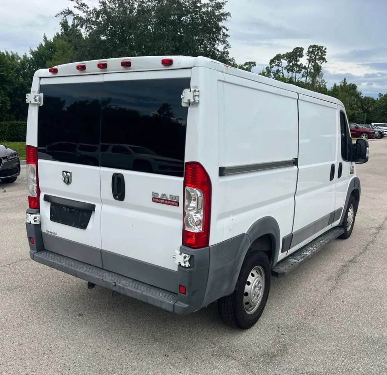 Used 2016 RAM ProMaster 1500 FWD image 4