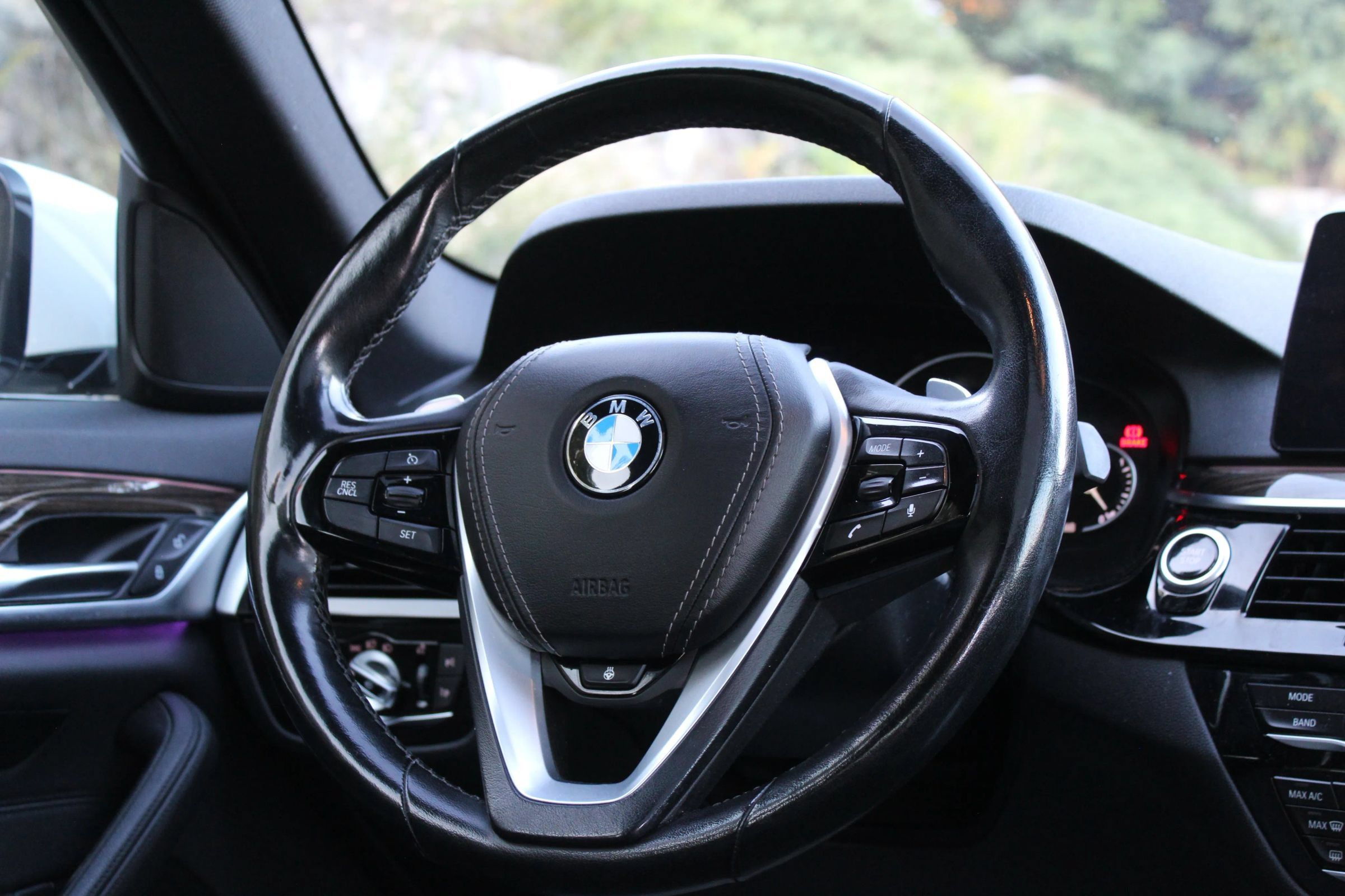 Used 2019 BMW 530e xDrive AWD/4WD image 20