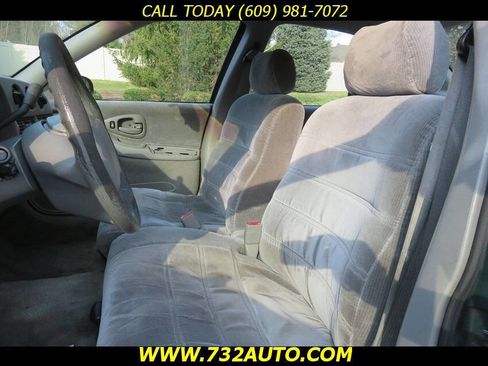 Used 1997 Chevrolet Lumina w/ Preferred Equipment Group 1 FWD image 19