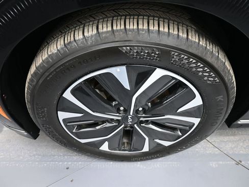 Used 2024 Kia EV6 Wind w/ Wind Technology Package image 14