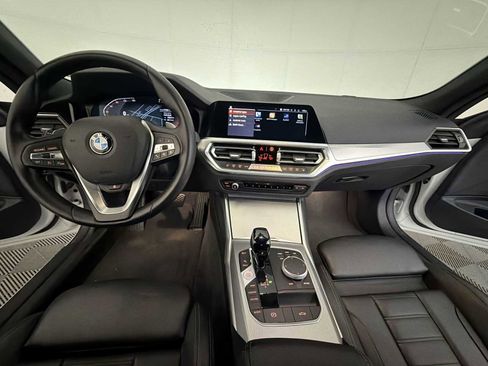 Used 2022 BMW 430i xDrive Convertible w/ Premium Package AWD/4WD image 17