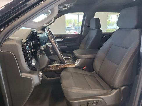 Used 2023 GMC Sierra 1500 Elevation w/ LPO, Elevation Black Package AWD/4WD image 15
