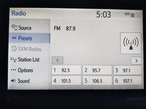 Used 2021 Toyota Corolla LE FWD image 25