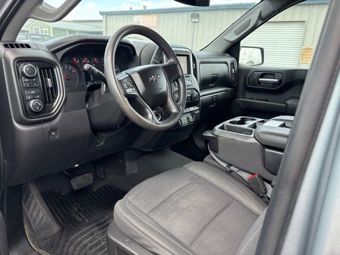Used 2023 Chevrolet Silverado 1500 Custom Trail Boss w/ LPO, Dark Essentials Package image 6